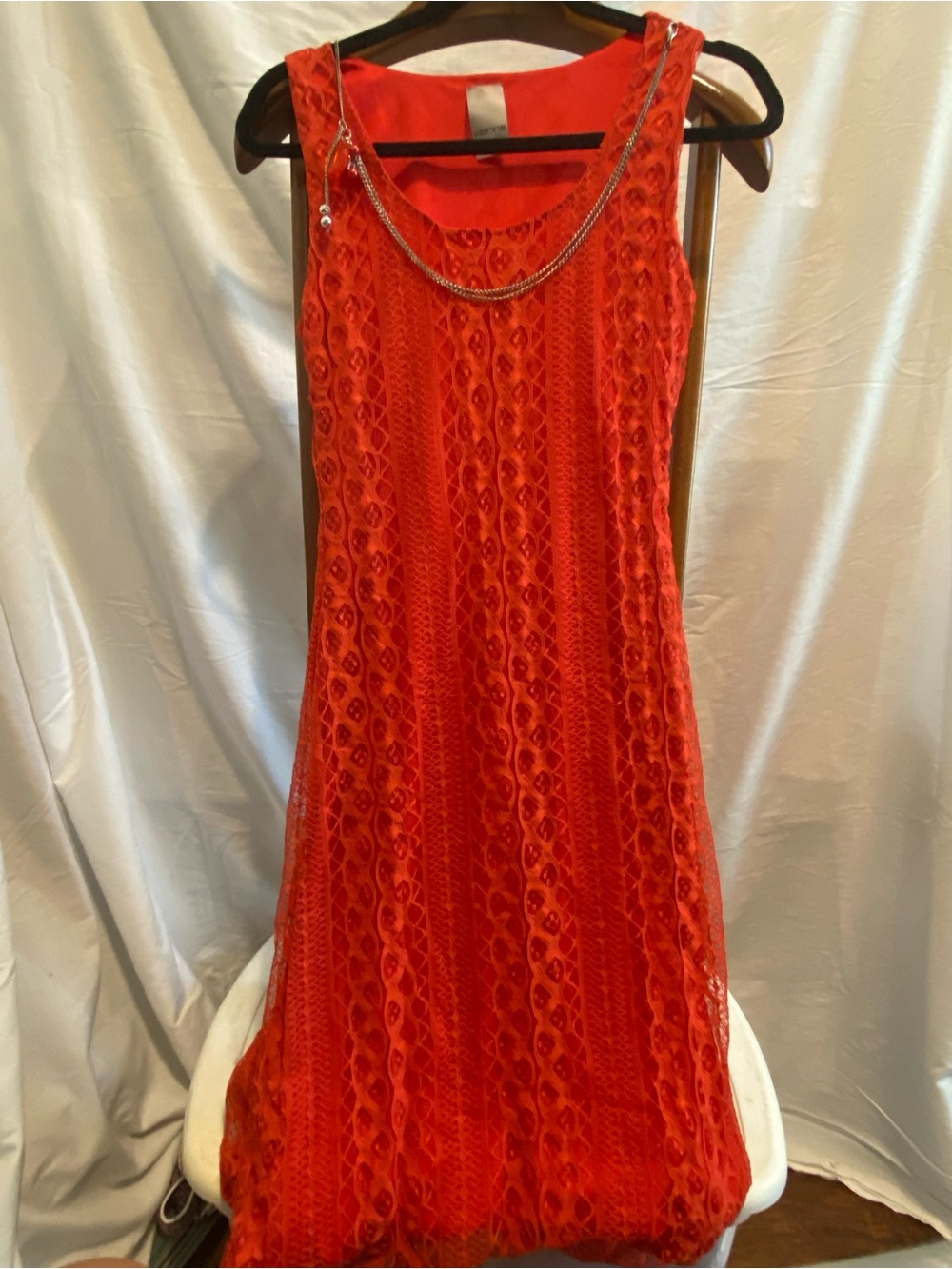 Sleeveless Red Lace Midi Dress
